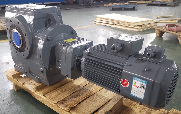 SA97R57減速機 輸入配變頻電機 輸出通孔 實物-上海恒點